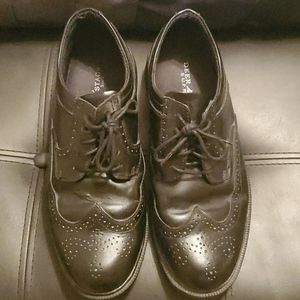 Men's dress shoes